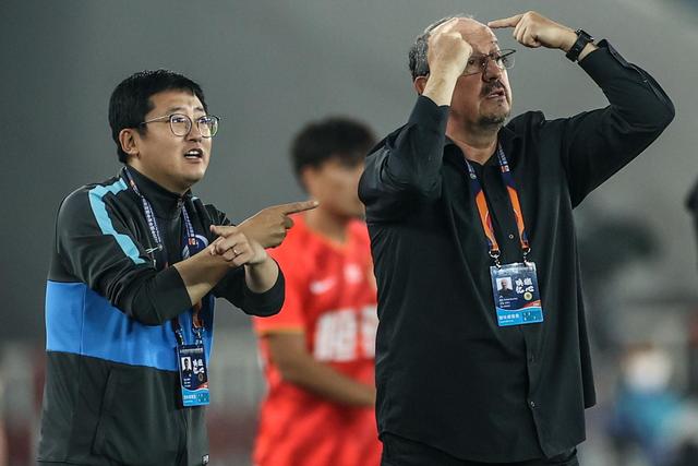 骑士大胜公牛开季14连胜 鹈鹕力克掘金止5连败