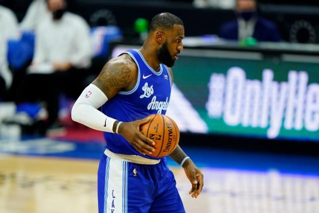 CJ50分鹈鹕胜奇才终结11连败 魔术力克猛龙