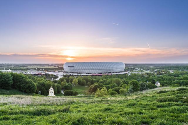 NBA全明星扣篮大赛：麦克朗击败杰伦布朗卫冕